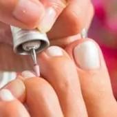 gel polish removal - feet