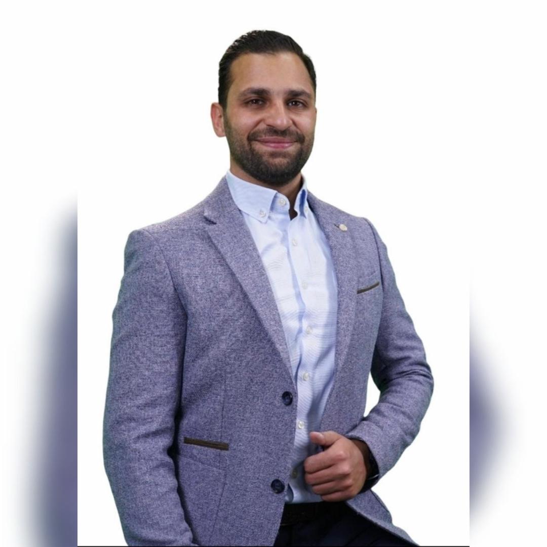 Hamzeh Qasem (Career Coach) logo