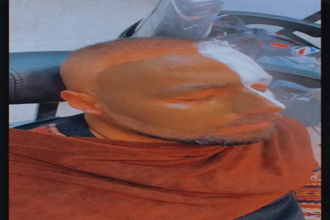 صالون عمر عصفور الملكي photo 1